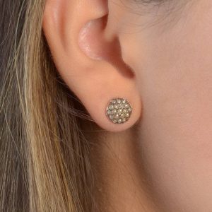 עגילי כפתור צמודים בשיבוץ דיאמנטים